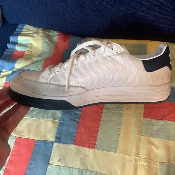 Rod Lavers - Picture 3 of 6
